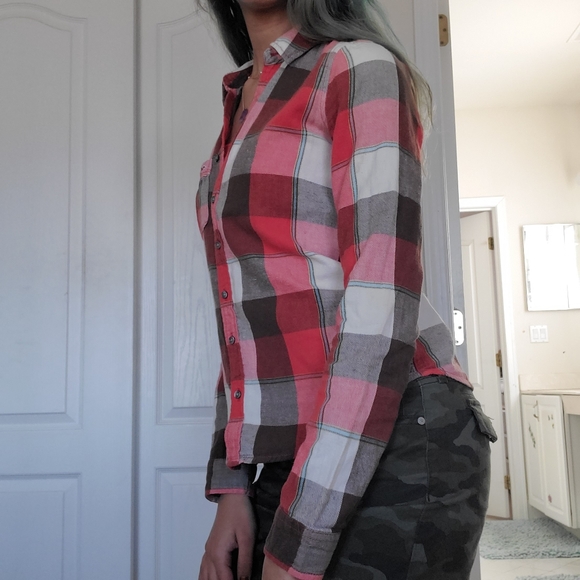 Hollister Button Up Shirt - Picture 1 of 7